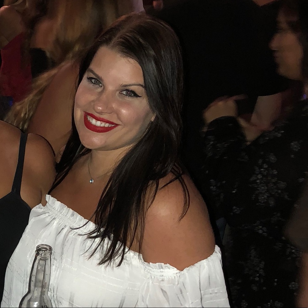 Meet your Posher, Christina